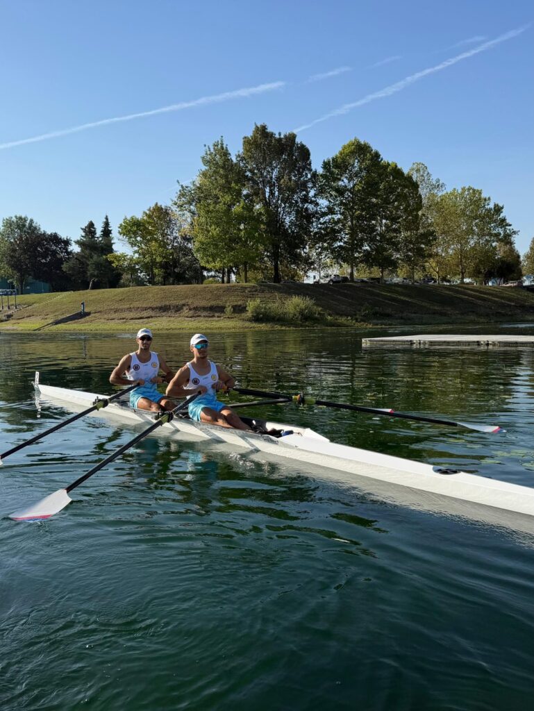 Aleksa Dobnikar i Miloš Badrljica, bronza na Evropskom univerzitetskom prvenstvu u veslanju, Zagreb 2026